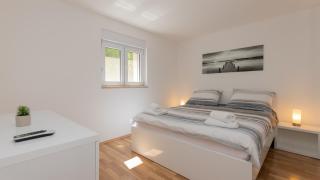 Holiday Home Kristina - Makarska by Villas Guide - 2