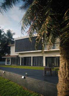 The Riverfield waterfront villa - 3