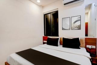 OYO Hotel O Hotel R Pacific - 9