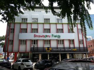 Hotel Strawberry Fields - 0