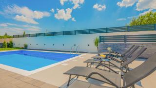 Villa Kristina - Makarska by Villas Guide - 9