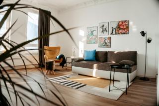 StaySimplyHaven - Modernes City-Apartment, King-Size Bett, 55'' Smart-TV, Self Check-In - 4