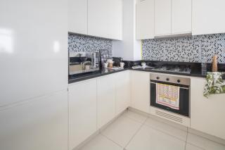 Frank Porter - Paramount Midtown - Dubai - 9