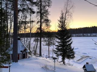Semi-detached cottage by the lake - 0