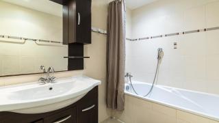 Lisa Maria D N38 2P5 - 5