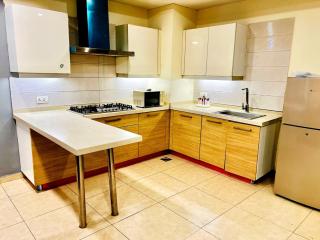 Baheria heights Central Apartment Family Friendly - 7