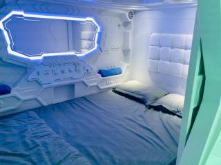 SPOT ON 89900 Jesselton Capsule Inn - 4