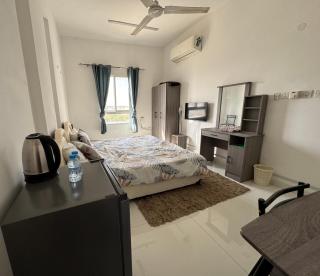 Near Airport Rooms - 9