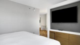 825 King Corner Near MetLife & American Dream - 3