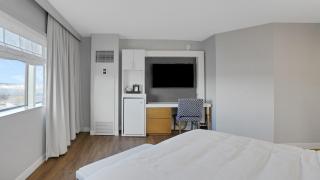 902 King Corner Near MetLife & American Dream - 8