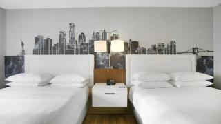 824 Double Queen Near MetLife & American Dream - 9