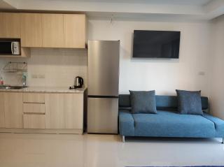 CC620 View of Green Hills - 2