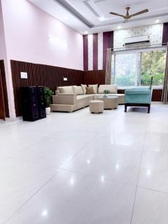 Mango People Farm - 0