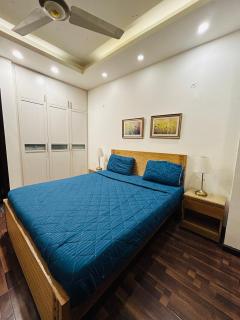 Elysium Apartment Studio and One Bedroom with Mountain and Centaurus Mall View Islamabad By LMY - 7