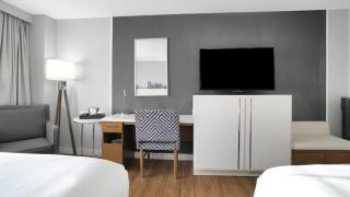 914 Double Queen Near MetLife & American Dream - 4