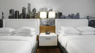 915 Double Queen Near MetLife & American Dream - 8