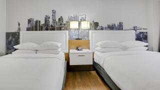 918 Double Queen Near MetLife & American Dream - 8