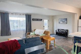 Mountain Joy Getaway - 4