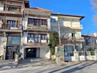 2Steps to the Lake - 1