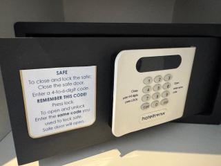 Menlyn Maine Residences 811 - 3