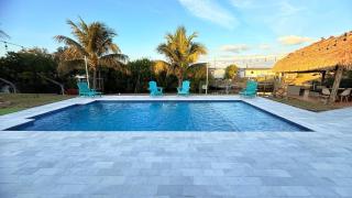 Beautiful pool house - 1
