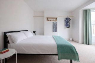 Two Bedroom Home - On street parking available - 6