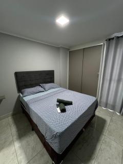 FLAT BEM LOCALIZADO COM PISCINa - 8