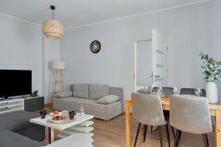 Cosy Apartment in Toruń with Desk Close to the Market by Noclegi Renters - 2