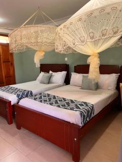 Mufasha Boutique Suites - 5