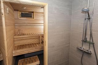 Leviski C 2 Visit Levi - 9