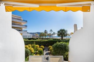 Apartamento a pie de playa, climatizado y parking - Roses - 0