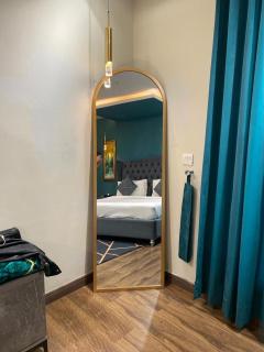 Goldcrest Heights Luxury 2 Bedroom Apartment in DHA Phase 4 - 7