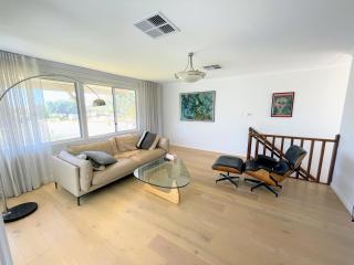 Cottesloe Coastal Oasis - 100m from the beach - 1