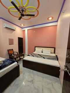 Awadh dham guest house - 6