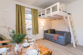 Za radnicí by Mountain ways - 0