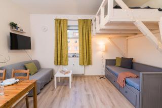 Za radnicí by Mountain ways - 4