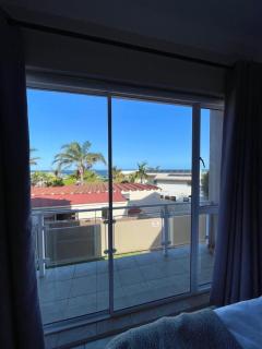 Cozy beach Condo - 6