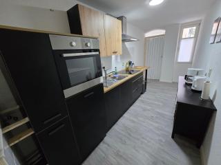 FERIENWOHNUNG 75m2 APARTMENT in ZITTAUER STADTZENTRUM INNENSTADT INNENRING TOP LAGE - WOHNEN AUF ZEIT IN ZITTAU - 3 RAUM WOHNUNG - 2