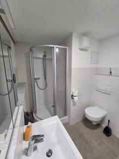 FERIENWOHNUNG 75m2 APARTMENT in ZITTAUER STADTZENTRUM INNENSTADT INNENRING TOP LAGE - WOHNEN AUF ZEIT IN ZITTAU - 3 RAUM WOHNUNG - 6