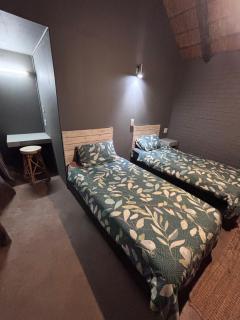 Inyala Game Lodge - 2