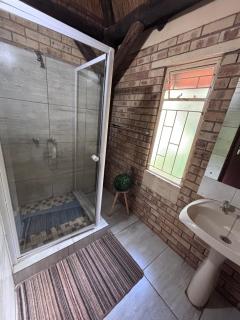 Inyala Game Lodge - 5