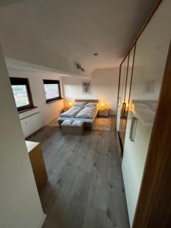 Schöne, Große Ferienwohnung - 8