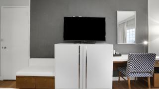 924 Double Queen Near MetLife & American Dream - 9