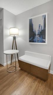 926 King Corner Near MetLife & American Dream - 5