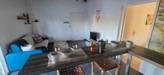 sea view apartment & swimming pool - 5