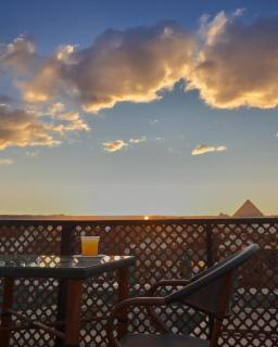 Nefertari Pyramids View Inn - 8