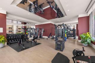 Modern Condo Steps from Bayside & Kaseya Center - 3