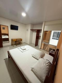 HOTEL ViLLAREAL DEL LLANO - 4