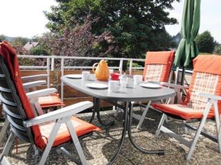 Apartment Großzügige Wohnung mit Bergblick im Haus Hopfe by Interhome - 9