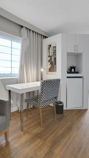 925 King Corner Near MetLife & American Dream - 6